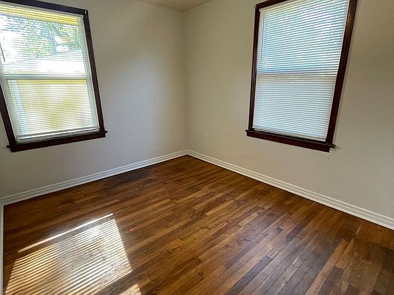4th image of 3332 Green St