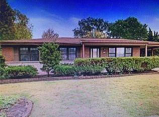 3710 Sunerest Dr, Saint Louis, MO 63125