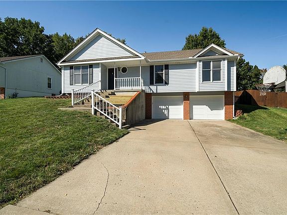 2nd image of 1620 Dunwich Dr