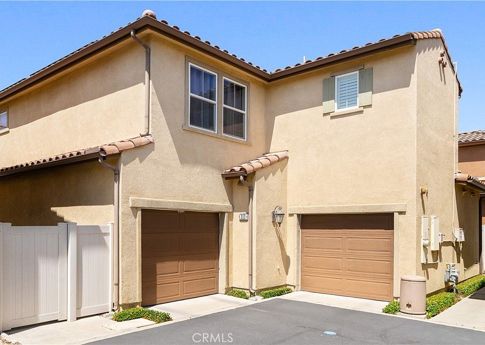 1st image of 352 Golden Bear Ln