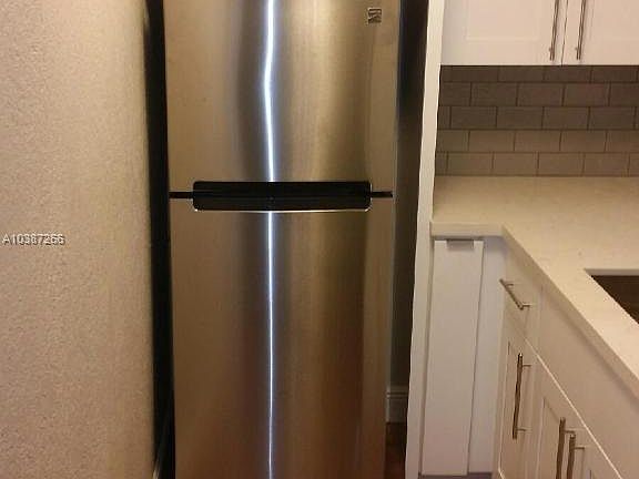 2nd image of 1740 NW North River Dr APT 519
