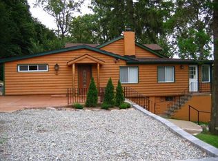 20 Seymour Dr, West Milford, NJ 07480