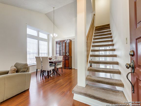 3rd image of 9311 MARBLEHILL DR