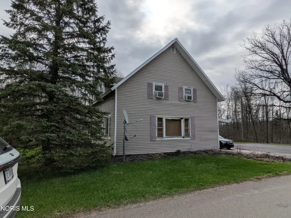 7939 Trinity Rd, Defiance, OH 43512