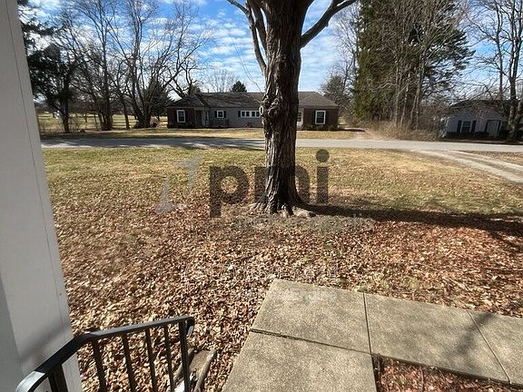 5th image of 210 Donnelly Dr
