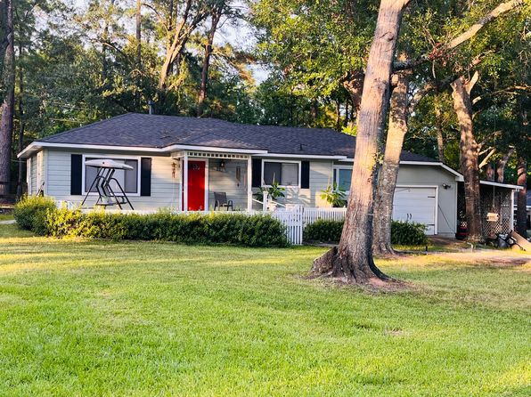 2257 Willow Dr