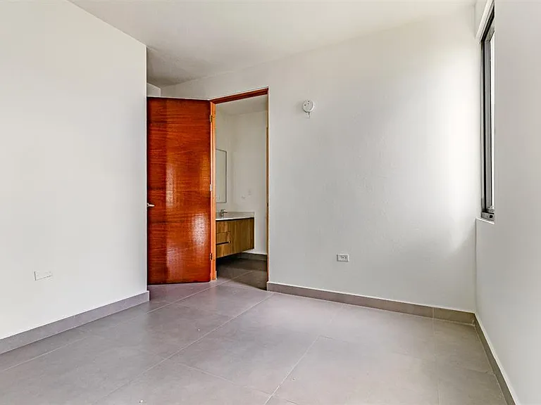 238 Urb Monteazul — Photo 15