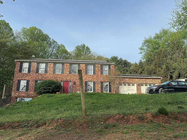 4425 Highboro Dr, Frederick, MD 21771