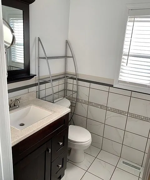 207 Briggs St #REAR — Photo 8