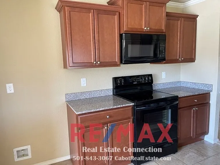 124 Brickyard Ct — Photo 5