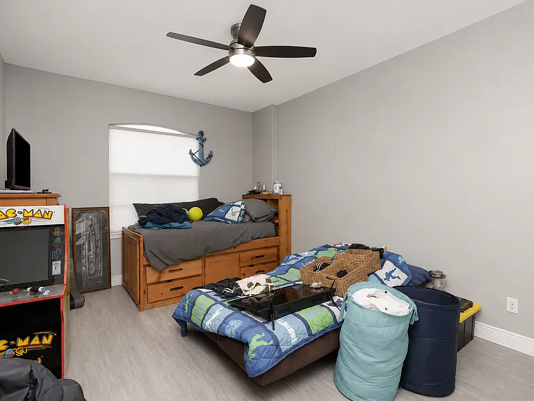 1040 Venetian Dr #201 — Photo 3