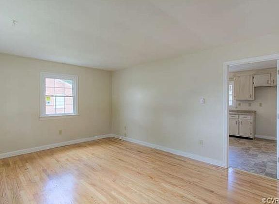 3rd image of 1420 Broad Rock Blvd