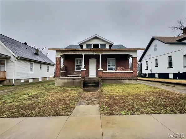 27 S Benton St, Cape Girardeau, MO 63703