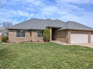 533 E Grace St, Republic, MO 65738