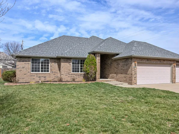 533 E Grace Street, Republic, MO 65738