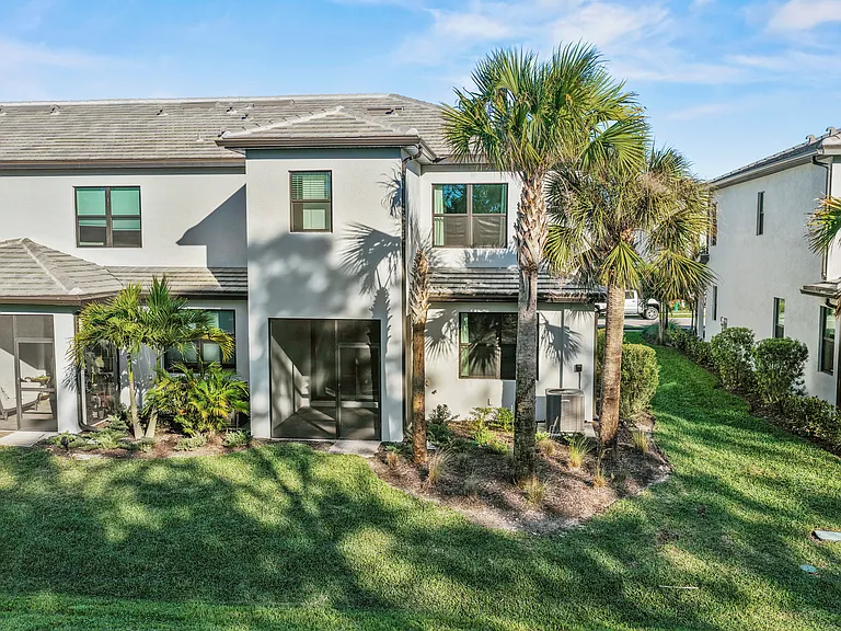 4274 Sonoma Oaks Cir — Photo 30