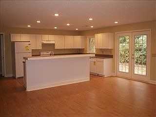 1st image of 709 Prestwood Dr