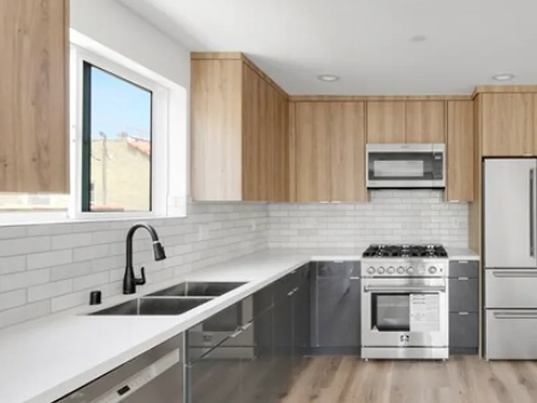 1146 N Sycamore Ave — Photo 18