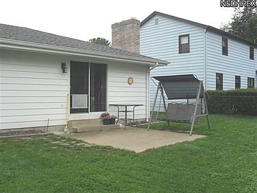 5th image of 1300 Meadow Ln