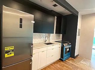 248 Jackson St #1A, Brooklyn, NY 11211