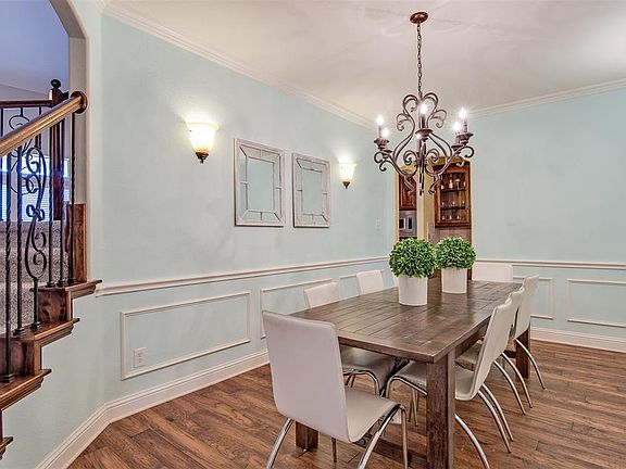 4th image of 1812 Empire Cir