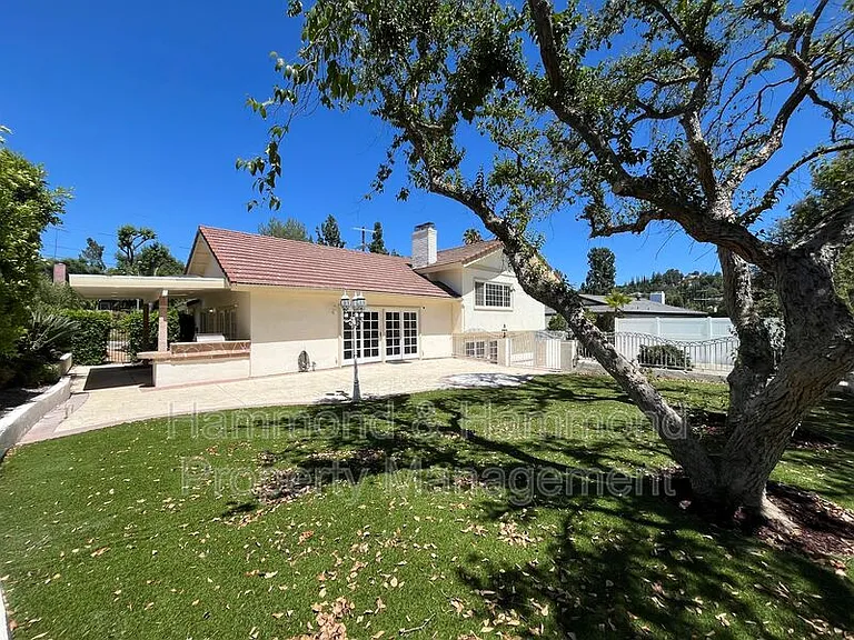 4527 Stark Ave — Photo 33