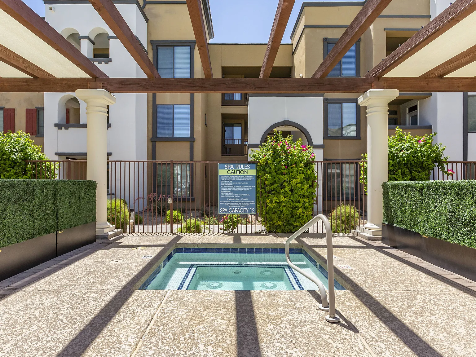 Trevi Apartment Homes — Photo 3