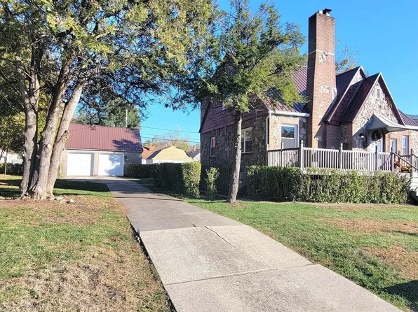 726 S Falcon St, South Bend, IN 46619