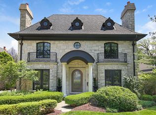 345 Forest Rd, Hinsdale, IL 60521