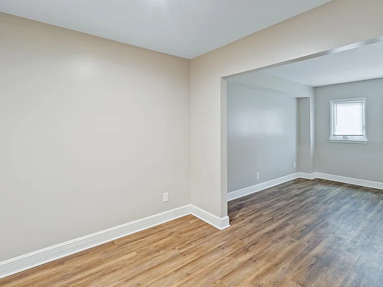 Station House Apartments — Photo 16