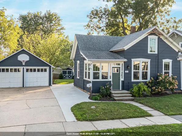 203 W Division St, Kaukauna, WI 54130