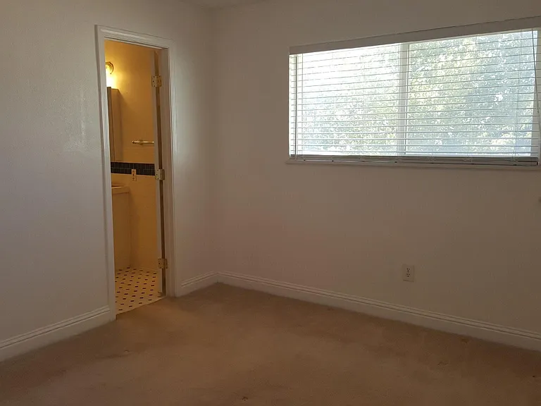 1822 Pontiac Dr — Photo 13