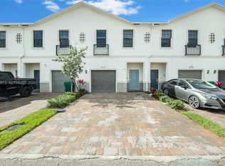 834 SW 11th Ter #834, Homestead, FL 33034