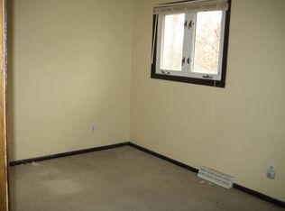 8240 Brandywine Pkwy, Brooklyn Park, MN 55444