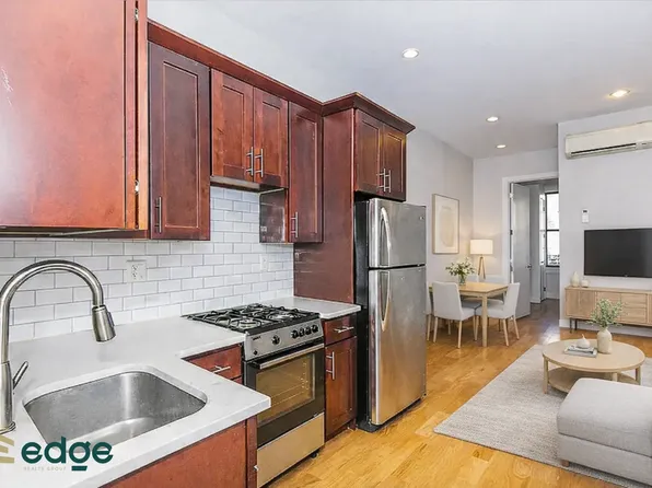 273 Driggs Avenue image 1 of 9