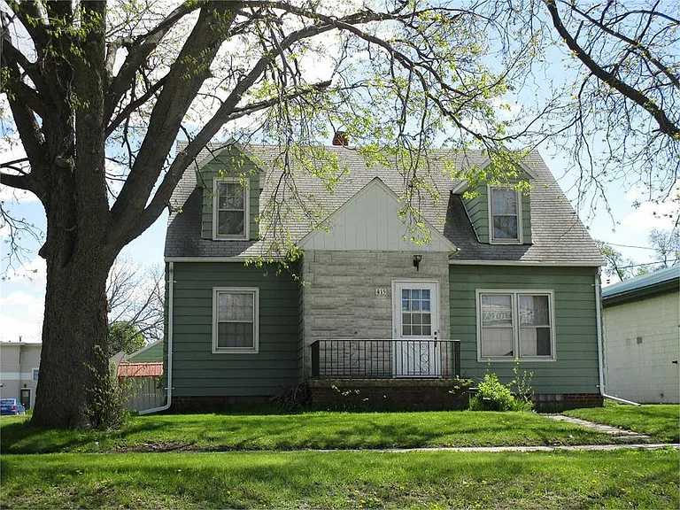415 Laporte Rd — Photo 1