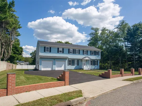 2 Nagle Lane, Central Islip, NY 11722