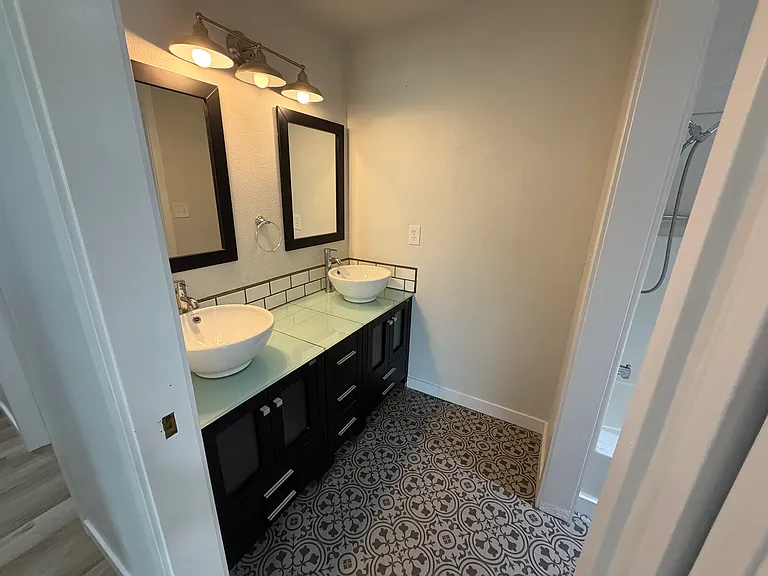 24883 Dunham Ave — Photo 9