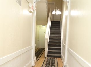 1715 Spruce St #2R, Philadelphia, PA 19103