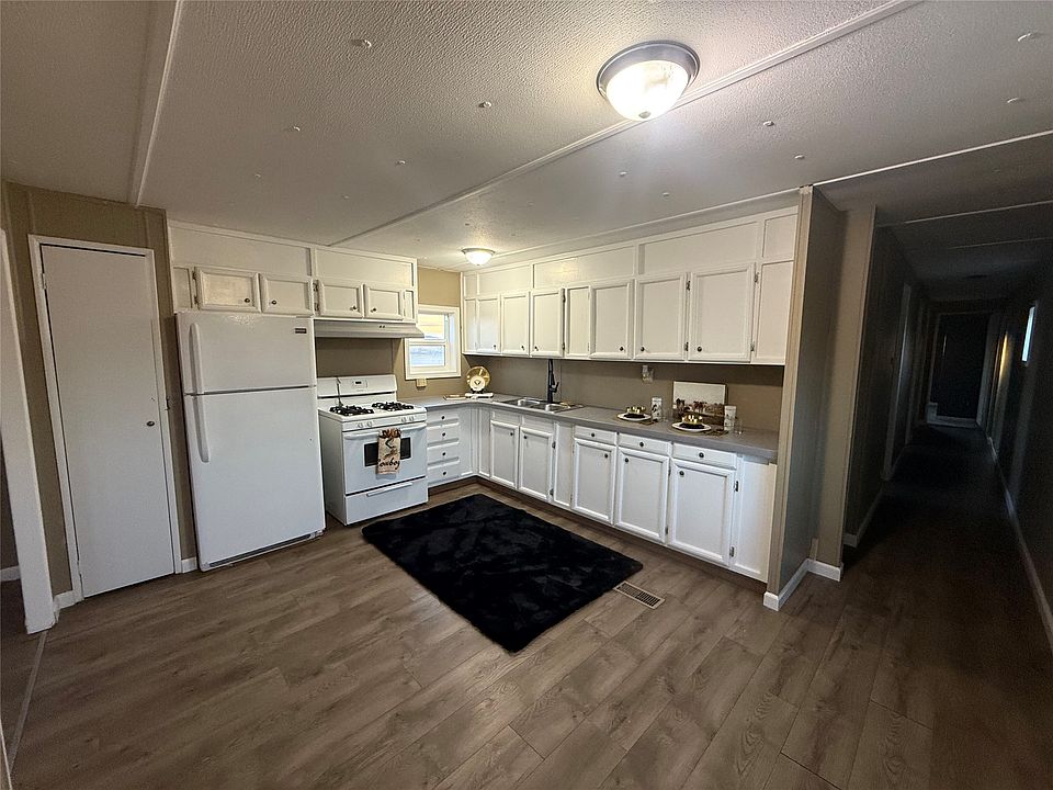 1st image of 685 5th Ave #&-1085