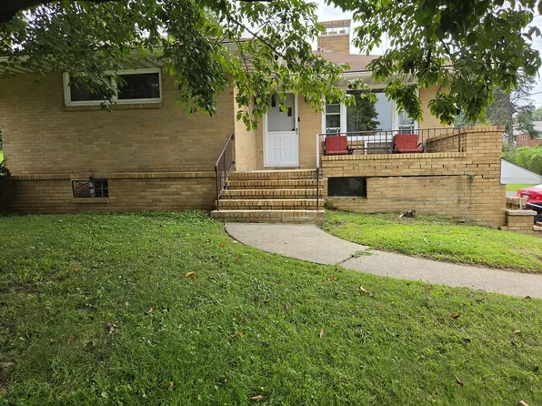 215 E Elizabeth Ave, Easton, PA 18040