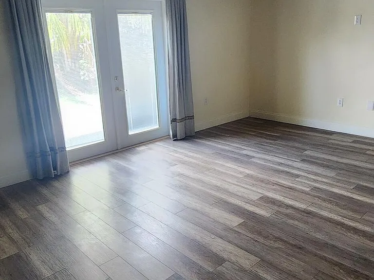 570 Capri Rd — Photo 14