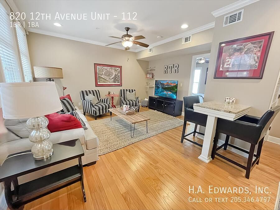 1st image of 820 12th Ave #112