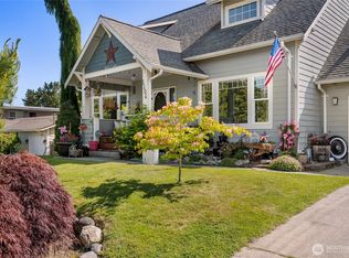 1106 N 8th St, Mount Vernon, WA 98273