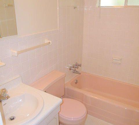 5th image of 2534 Highwood Ln