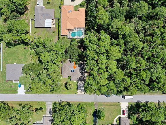 5th image of 10 Port Echo Ln