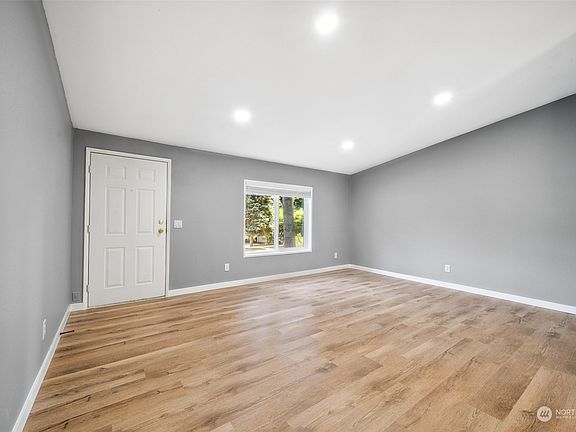 5th image of 510 164th Street Ct E #79