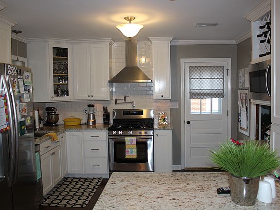 Gas Range and Pot Filler