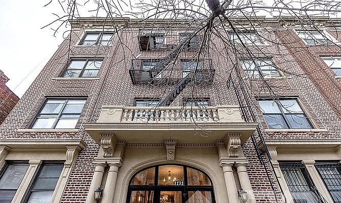 1st image of 1131 President St