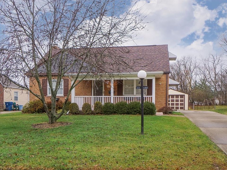 1st image of 8949 Applewood Dr